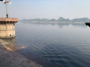 <div class="ug-textpanel-title-custom">Vishrama-ghata</div>