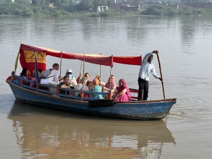 <div class="ug-textpanel-title-custom">Vishrama-ghata</div>