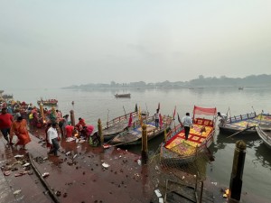<div class="ug-textpanel-title-custom">Vishrama-ghata</div>