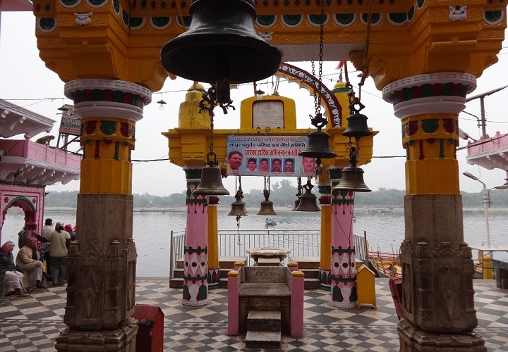shi-yamuna-maharani-temple-shrimathuraji.jpg